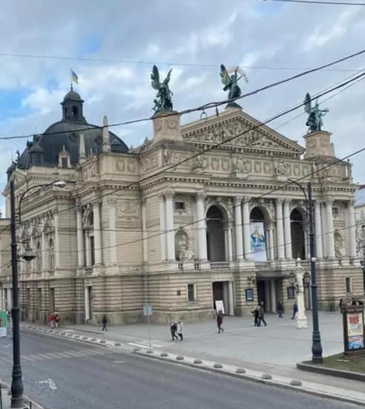 Апартаменти В Центрі Львова -Вірменська Площа Ринок Lviv Dış mekan fotoğraf